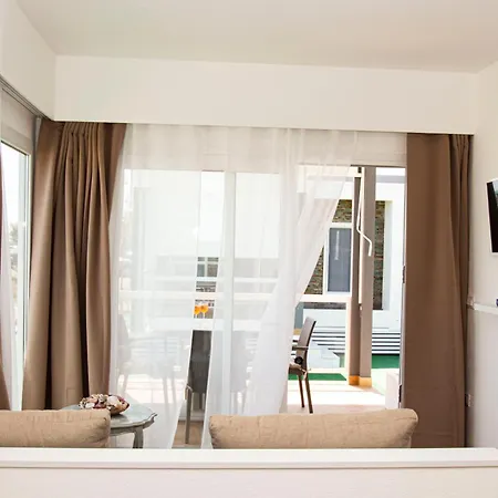 ヴィラ Villini Florence リド・ディ・フェルモ